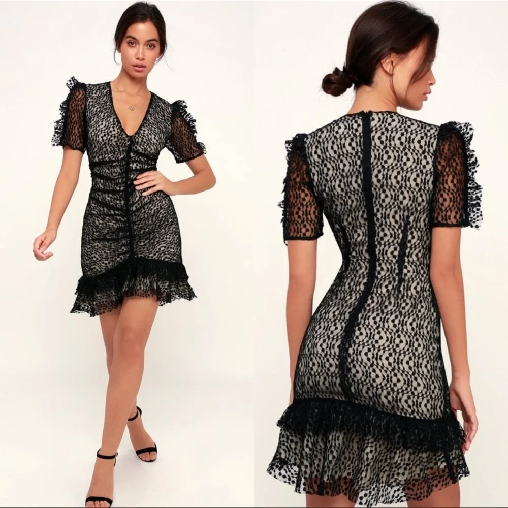 Elliatt Venice Lace Ruffle Ruched Mini Dress Small Cocktail Vneck Frill … - Picture 3 of 12